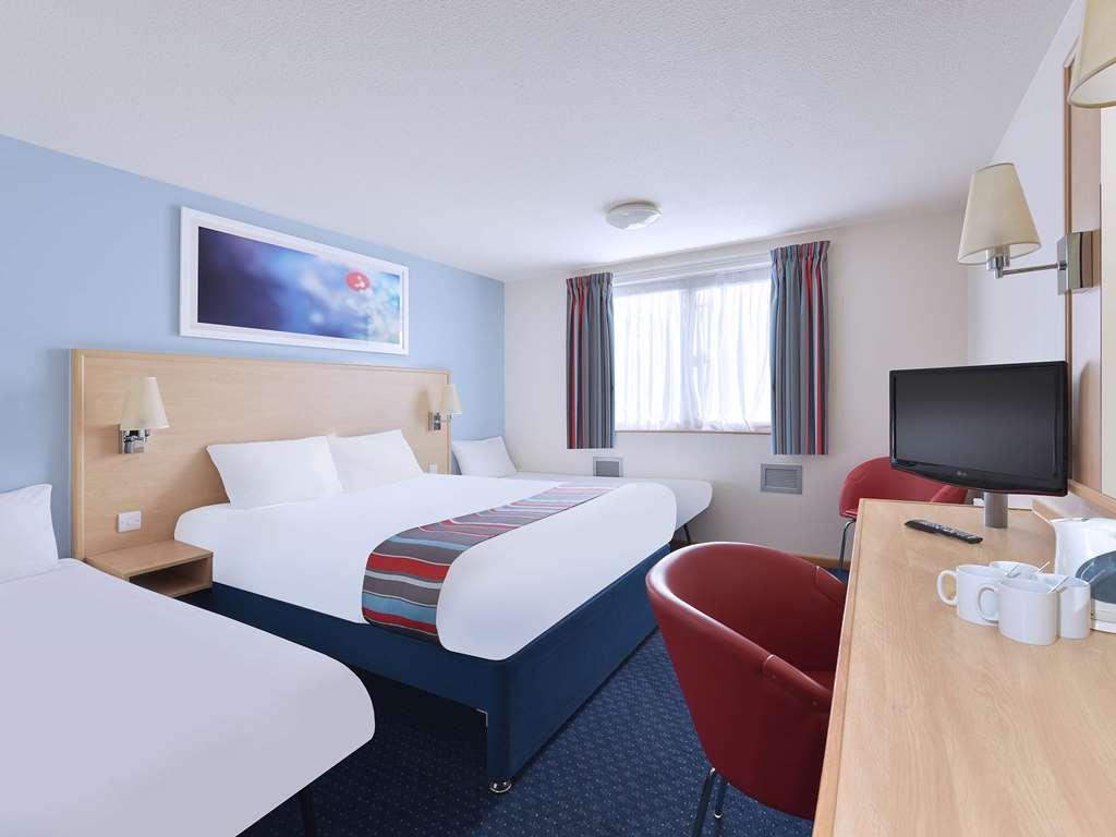 Travelodge Yeovil Podimore Ilchester Camera foto